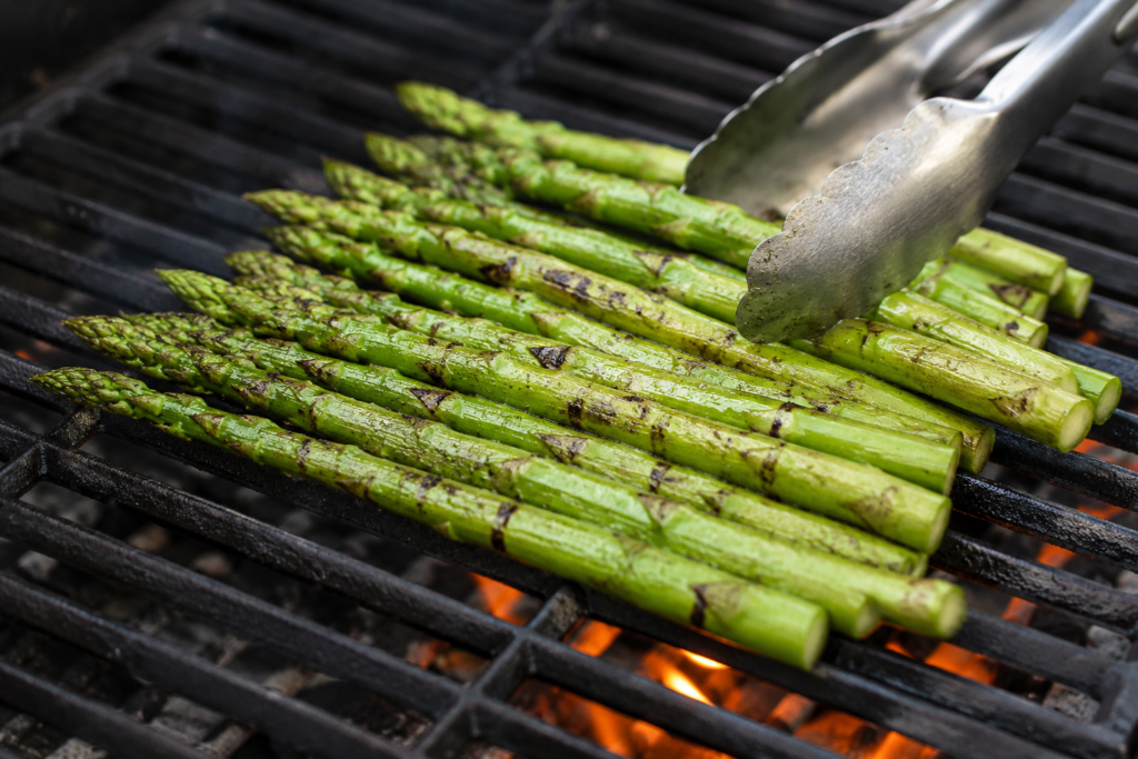 how long does it take asparagus to cook