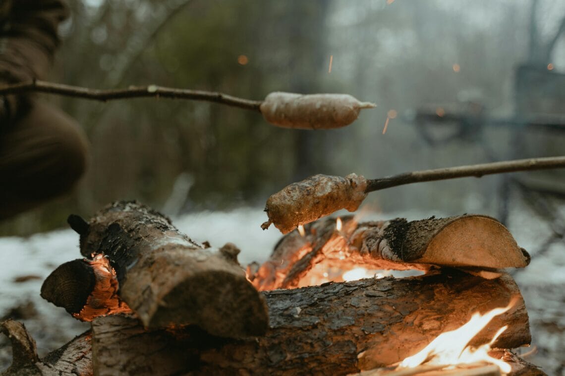 how to cook hot dogs over a fire pit