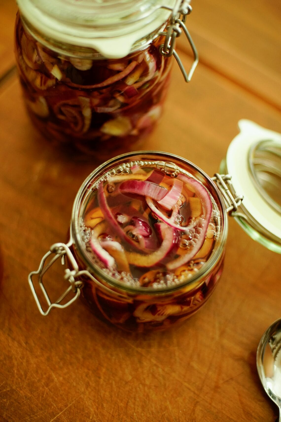 quick pickled onions recipe