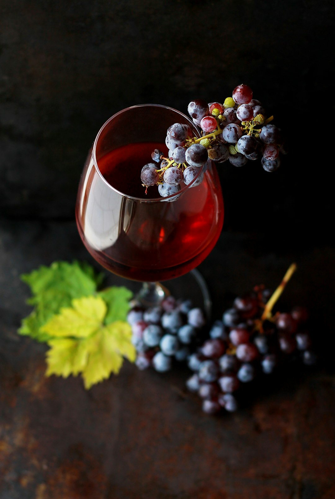 Red wine and grapes, ingredient illustration for red wine reduction sauce for steak